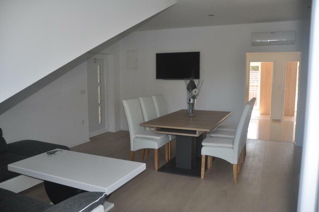 Anna Apartment Marina Εξωτερικό φωτογραφία